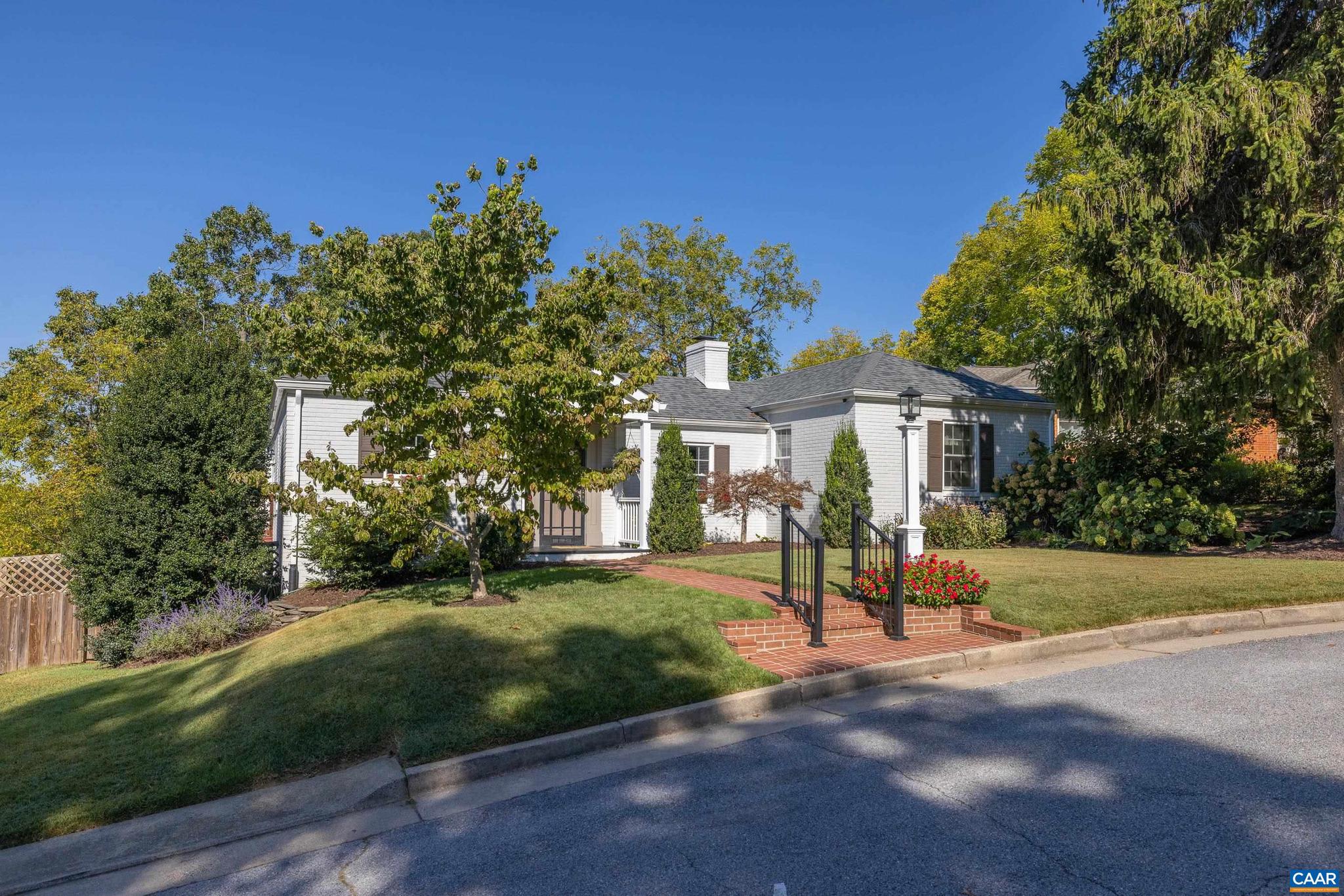 ROSE CLIFF - Residential