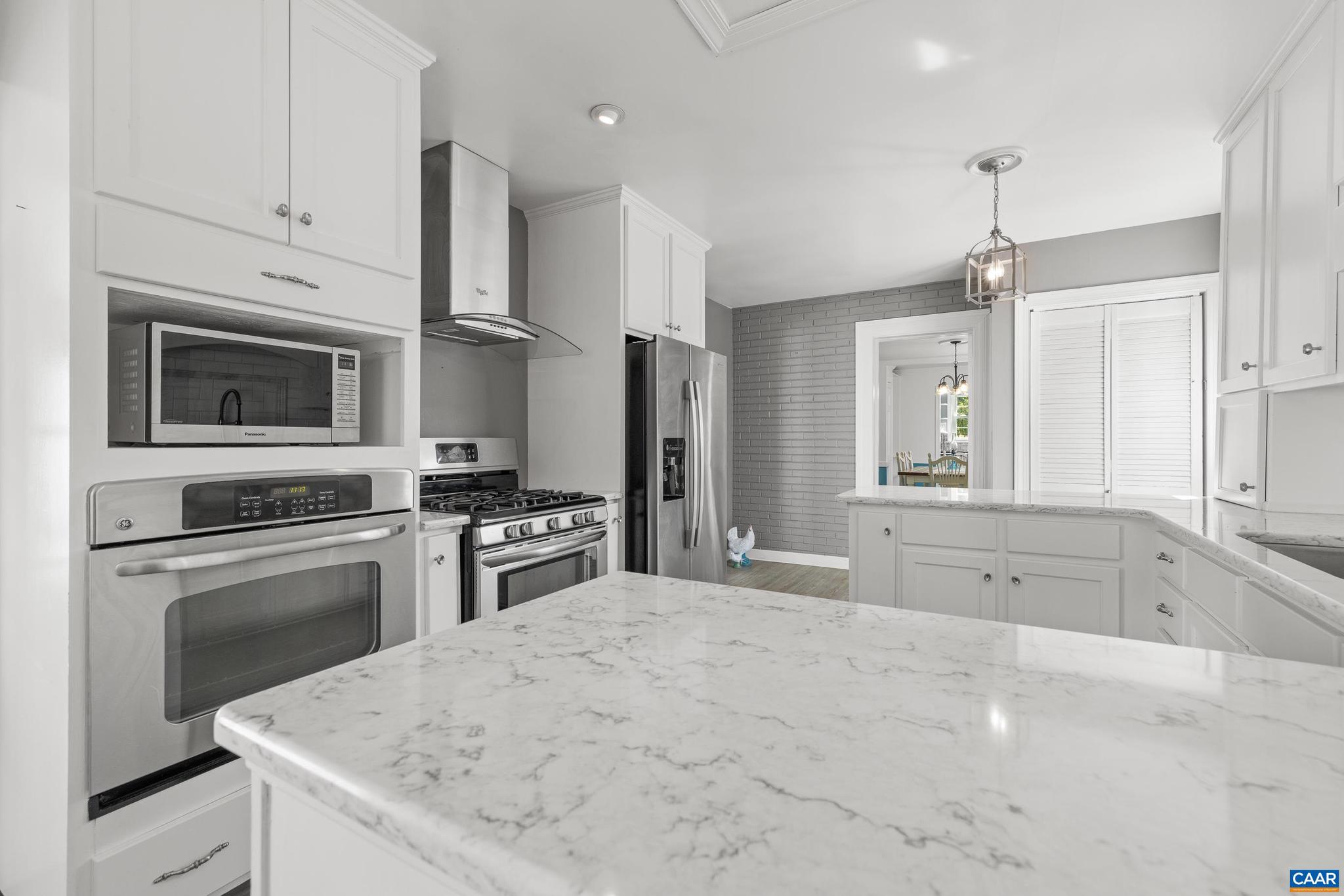 ROSE CLIFF - Residential