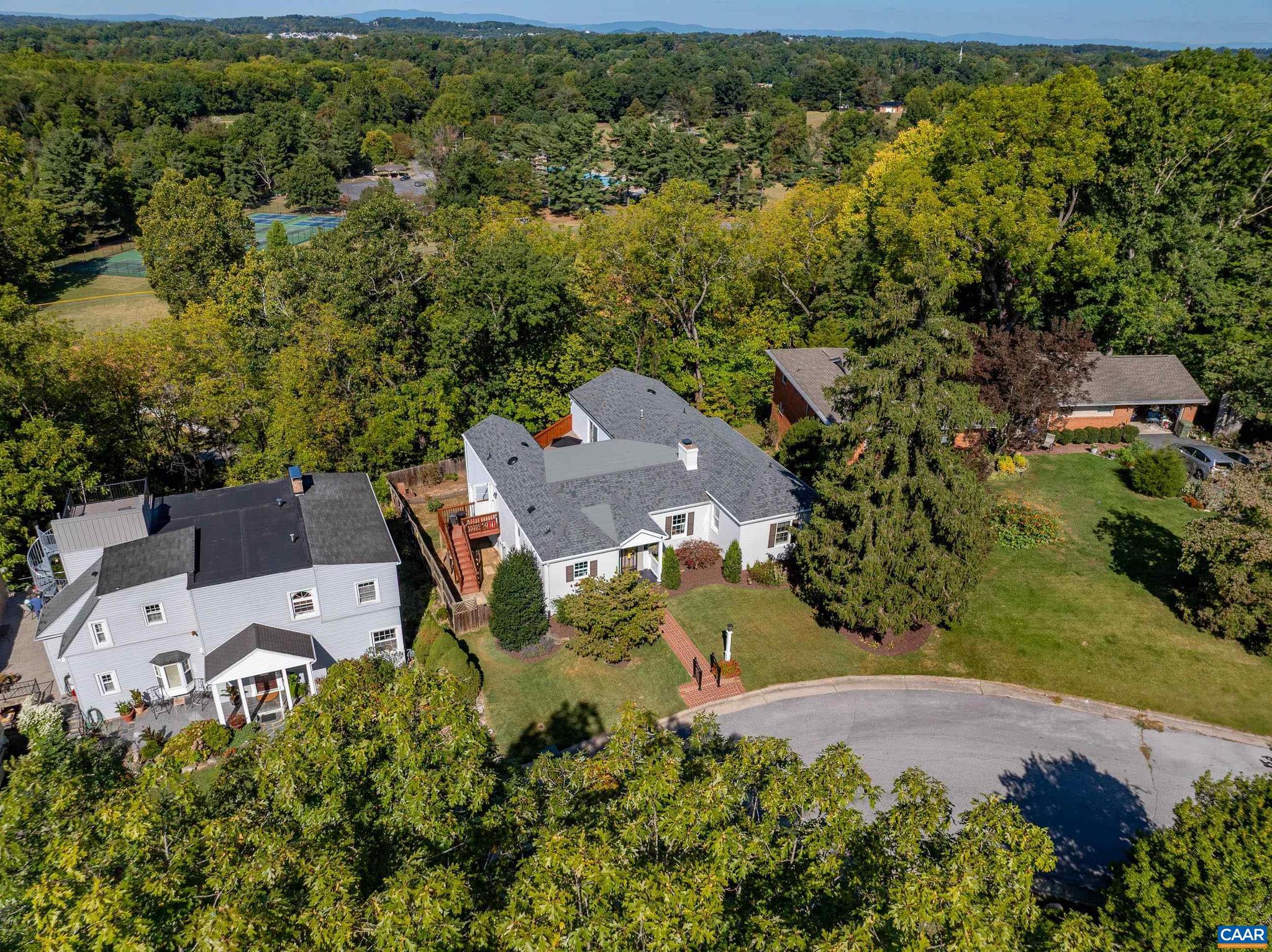 ROSE CLIFF - Residential