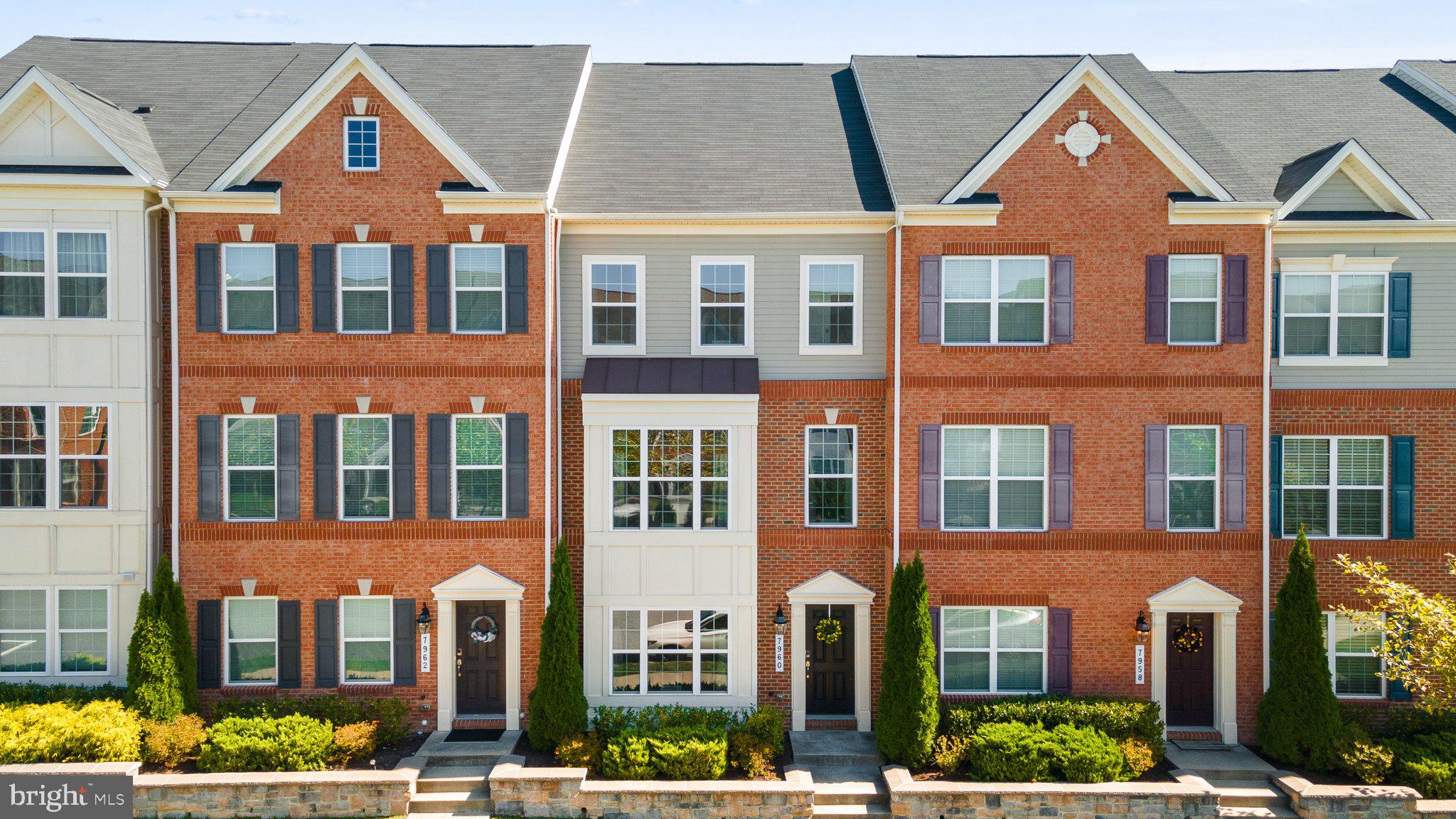 BLUE STREAM - Residential Lease