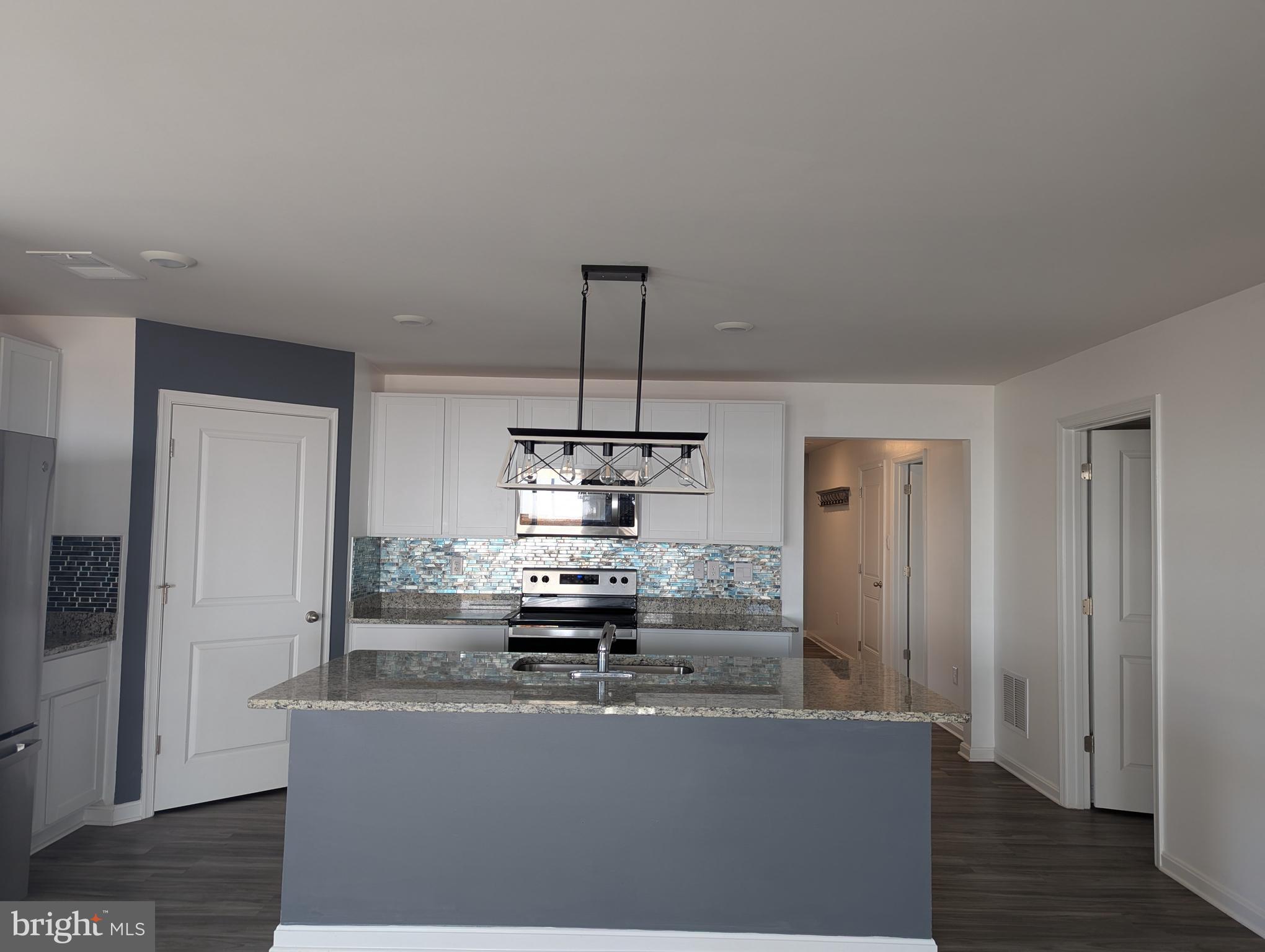 RED HILL - Residential Lease