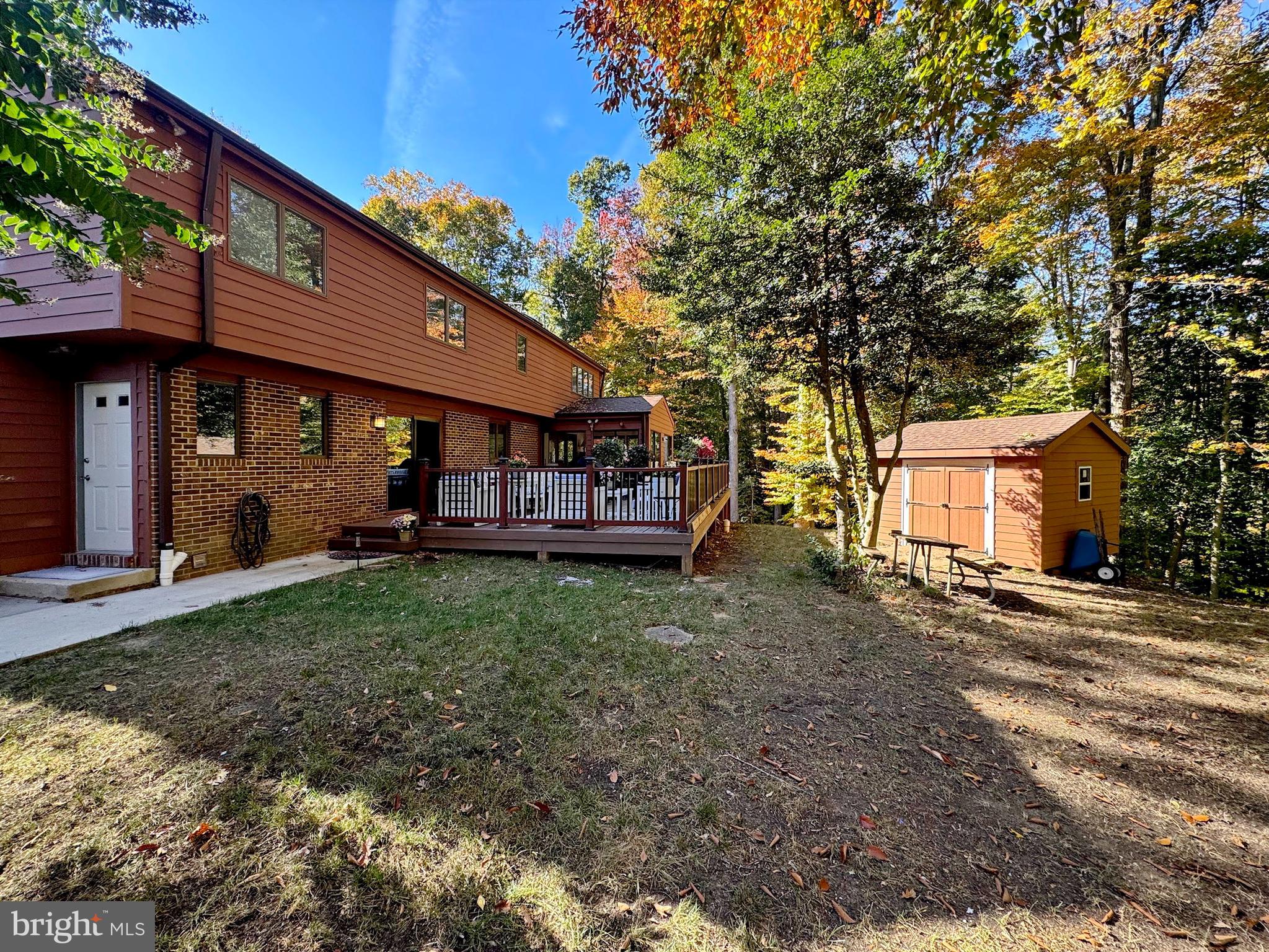 CAERNARVON WOODS - Residential