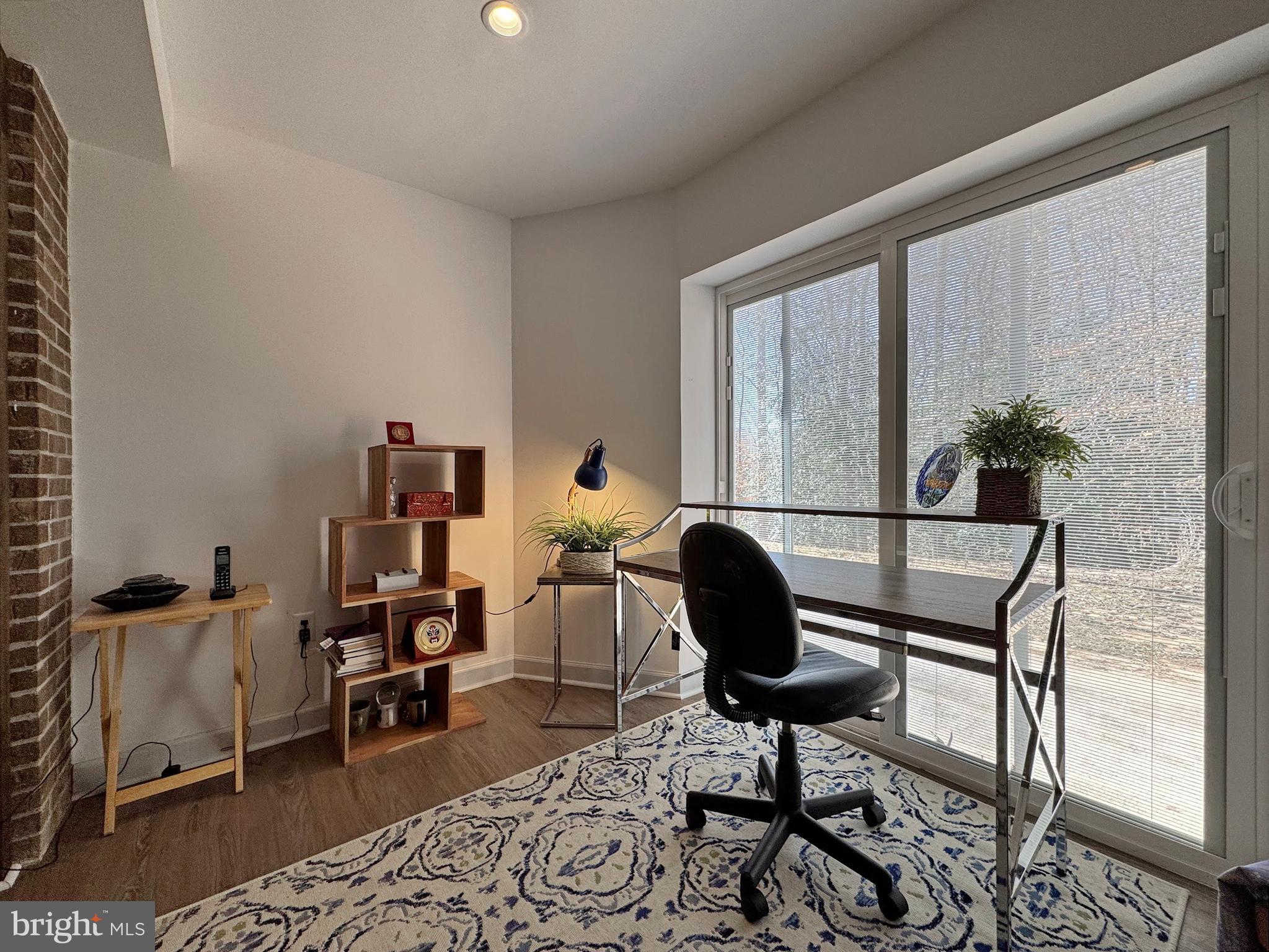 CAERNARVON WOODS - Residential