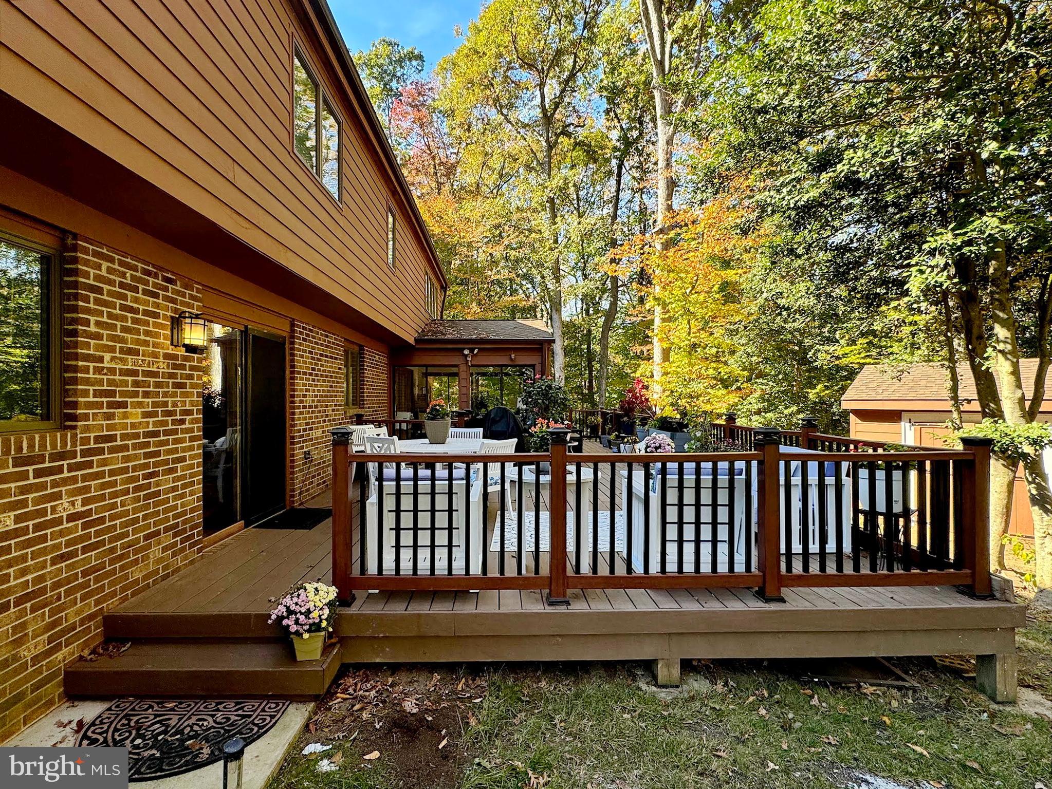 CAERNARVON WOODS - Residential