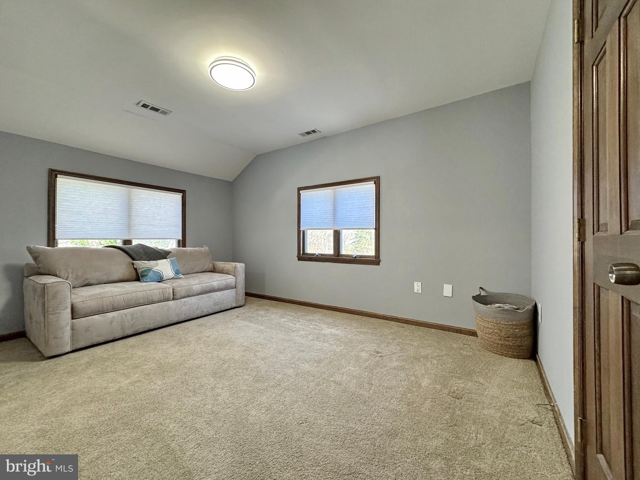 CAERNARVON WOODS - Residential