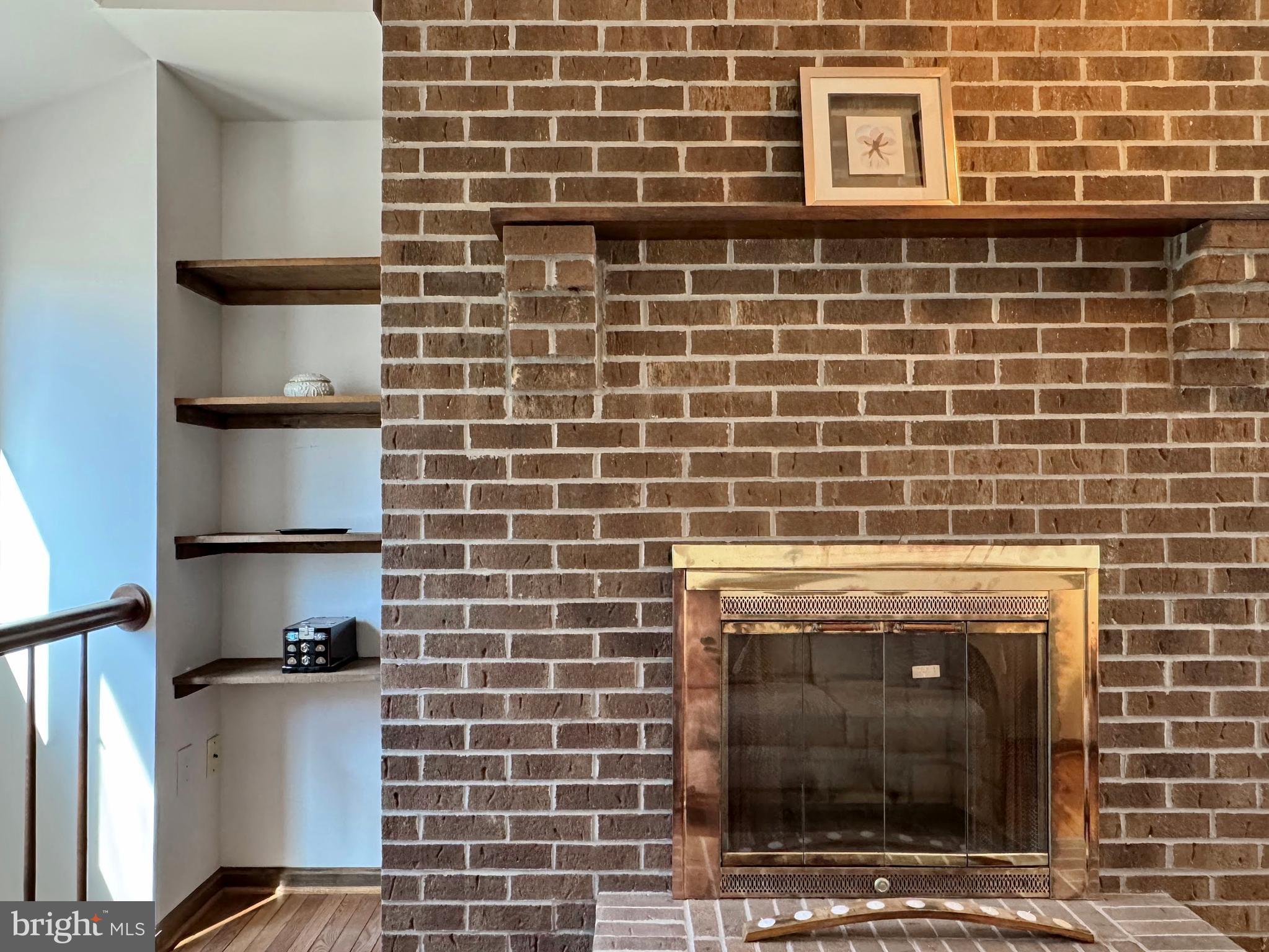 CAERNARVON WOODS - Residential