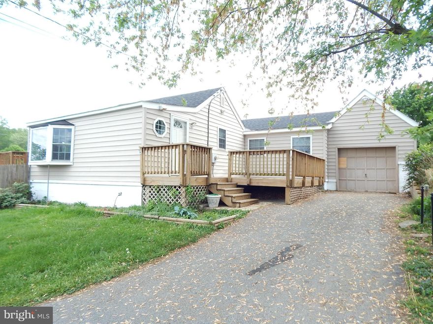 Country setting w lots of open space. Beautiful hardwood floors, large bay window, updated kitchen with newer kitchen cabinets and stainless steel appliances.  Crown molding, recessed lights, two remodeled full bathrooms, first floor laundry, chair rail molding,  architectural roof, spacious walk in closets, jet tub in master bath.  Recently installed windows and doors. Brand new septic installed!