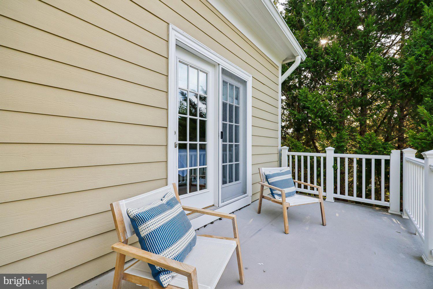 TRAVILAH MEADOWS - Residential