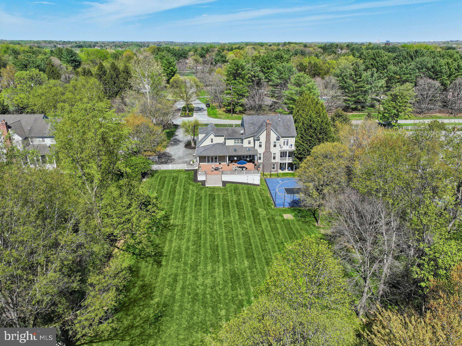 TRAVILAH MEADOWS - Residential