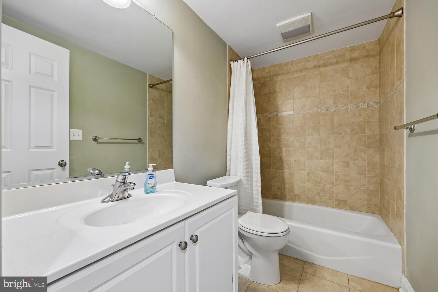 TRAVILAH MEADOWS - Residential