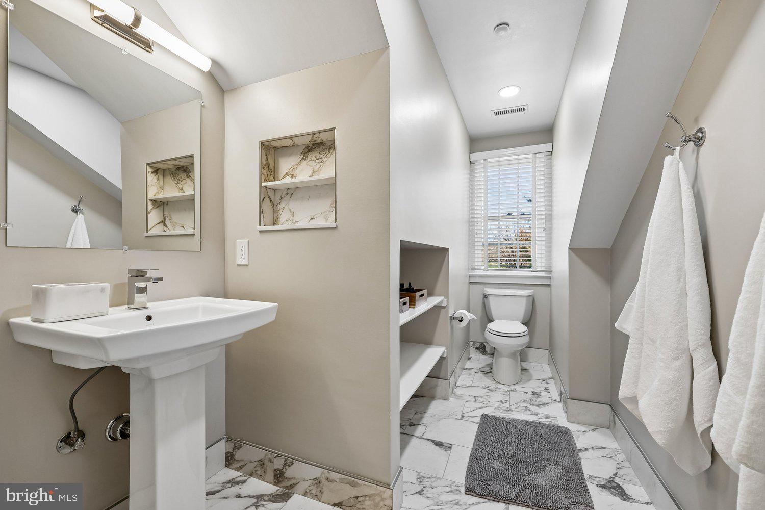 TRAVILAH MEADOWS - Residential