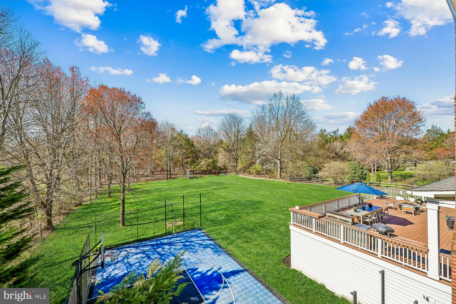 TRAVILAH MEADOWS - Residential