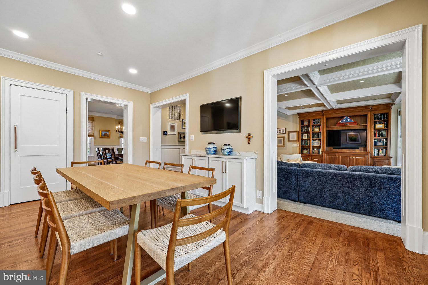 TRAVILAH MEADOWS - Residential