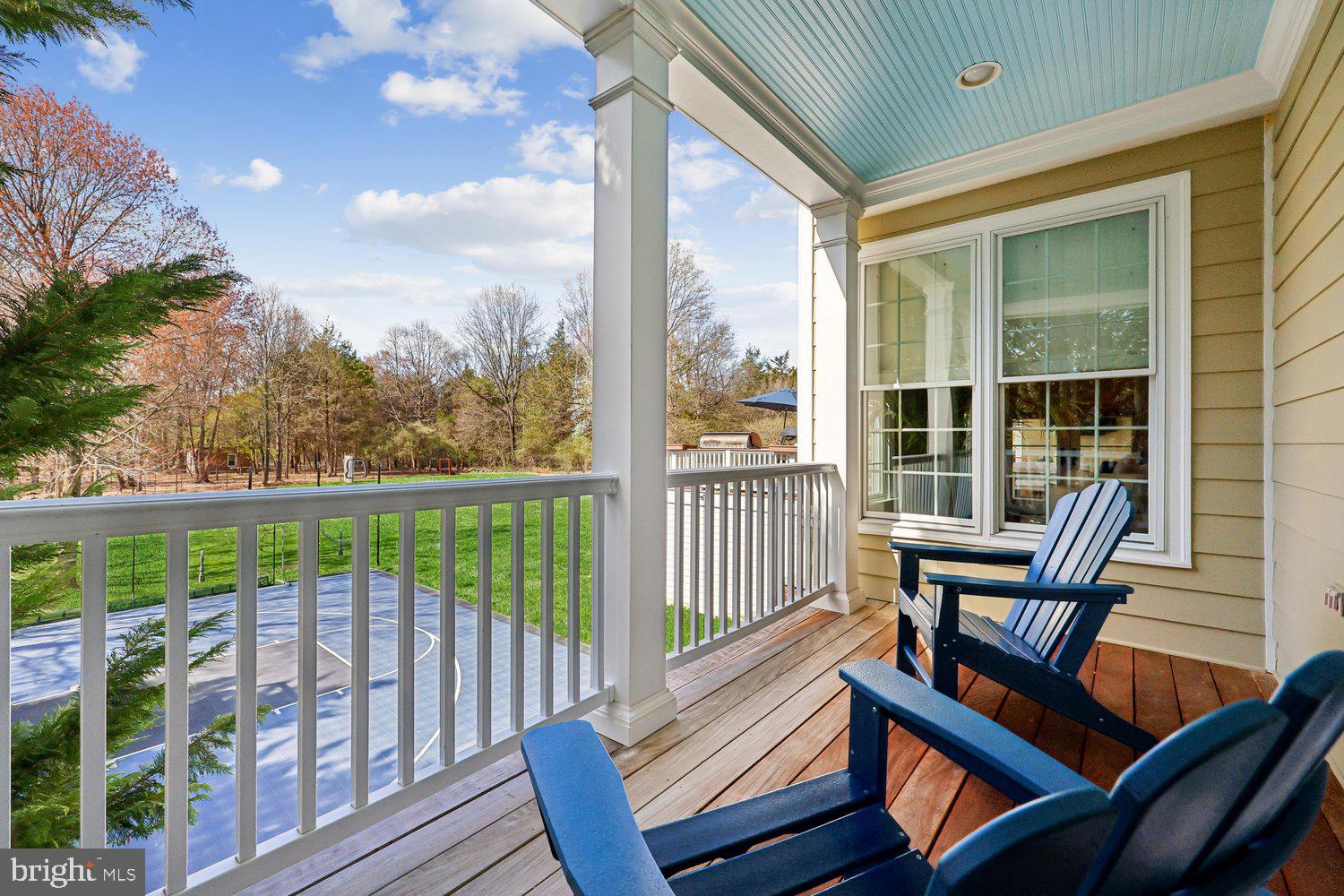 TRAVILAH MEADOWS - Residential