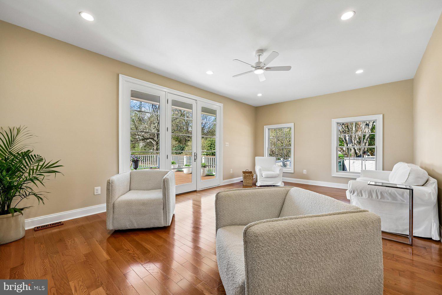 TRAVILAH MEADOWS - Residential