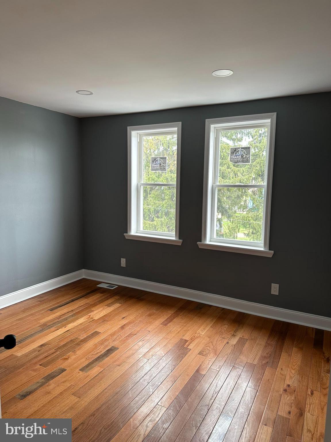 OLNEY (EAST) - Residential