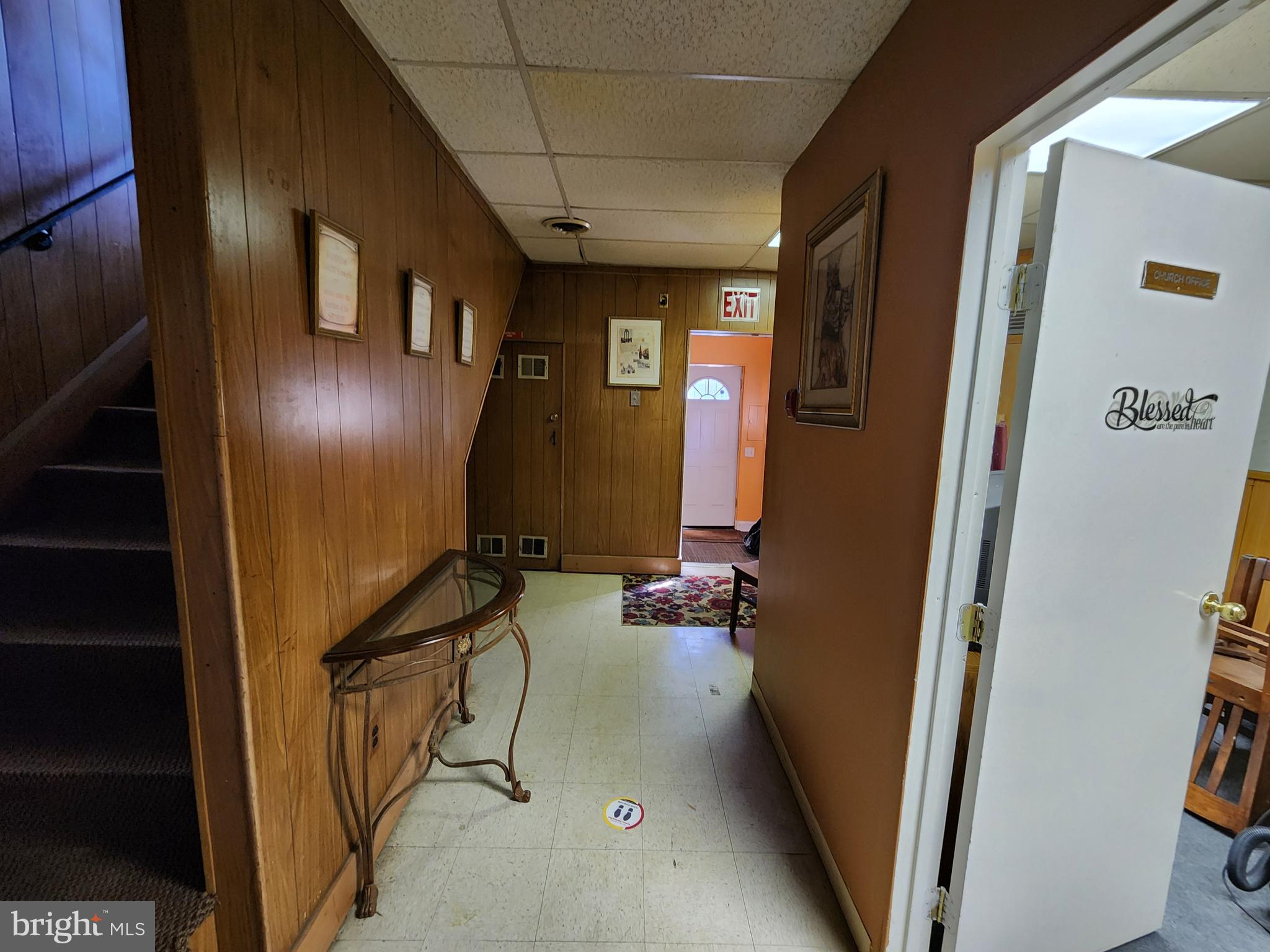 WALTHERSON - Commercial Sale