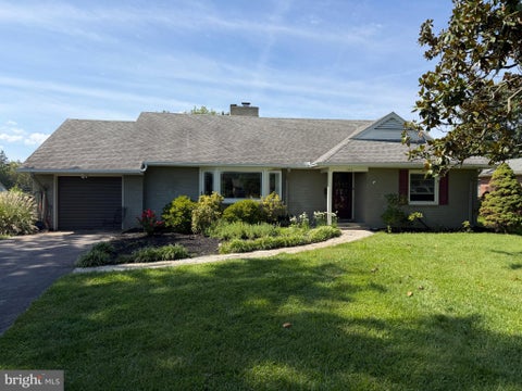 Homes For Sale - 1411 Potomac Avenue<br/> HAGERSTOWN, MD 21742