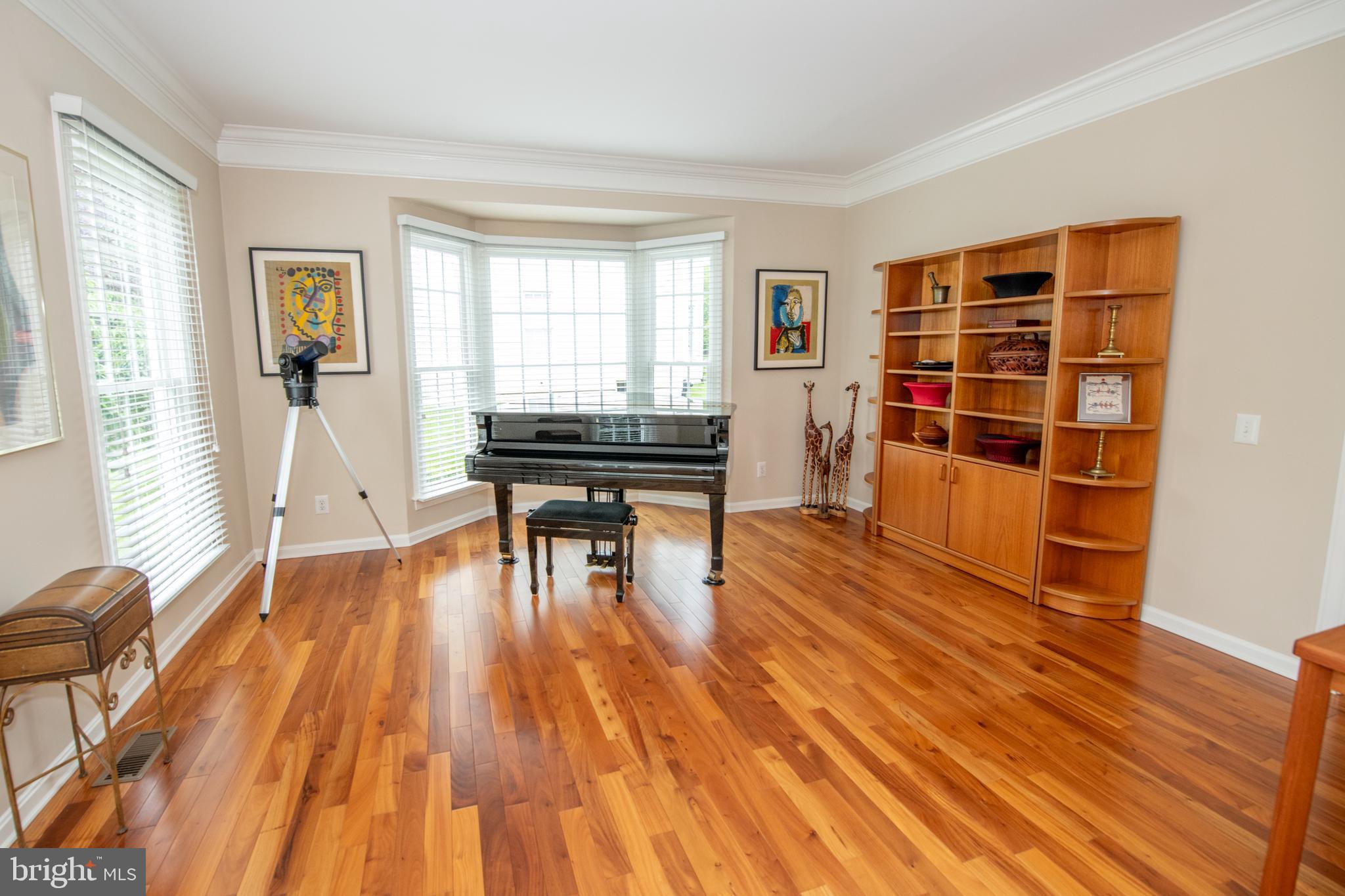 32 EAGLETON FARM ROAD