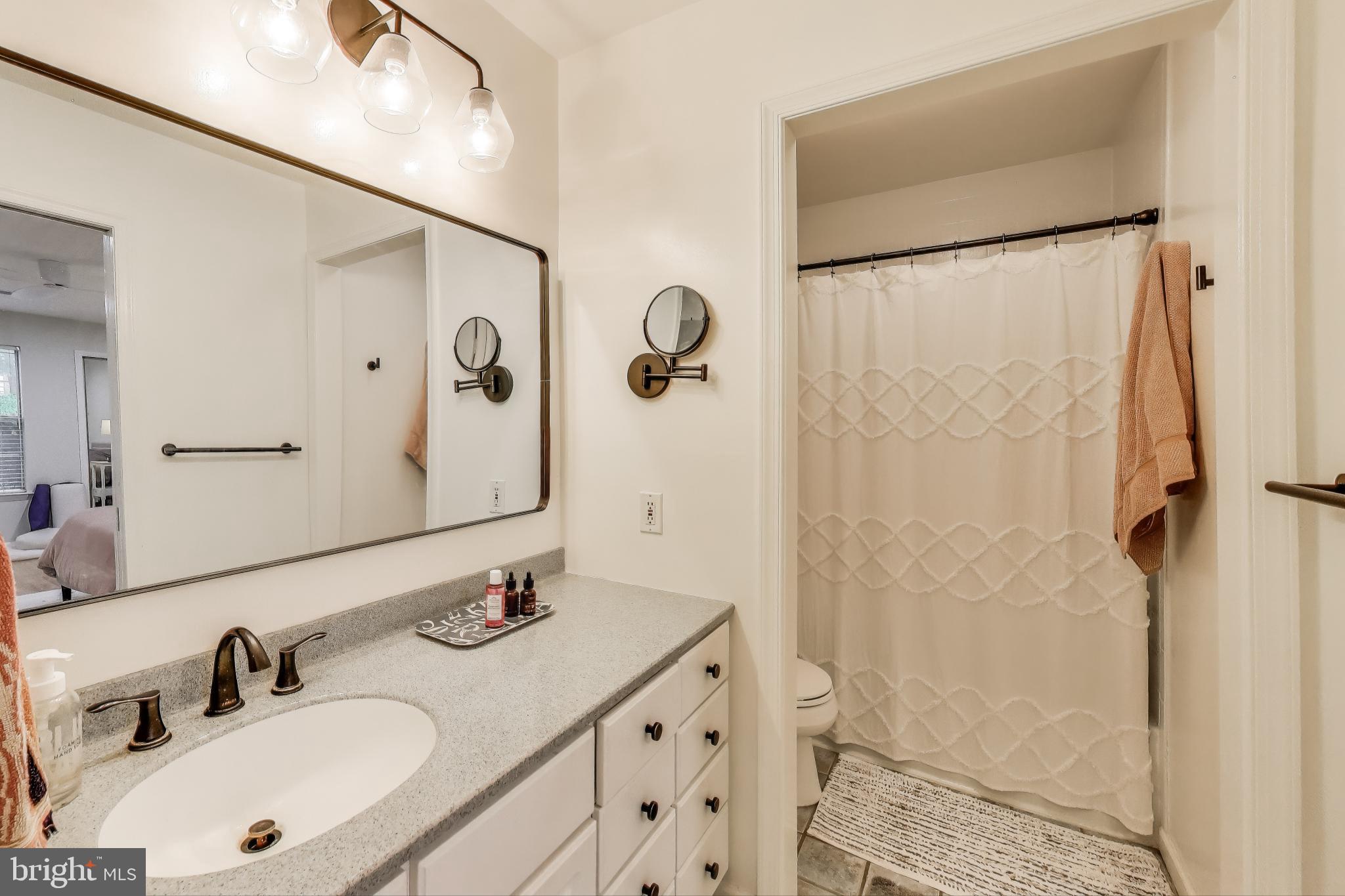 GABLES OF TUCKERMAN - Residential Lease