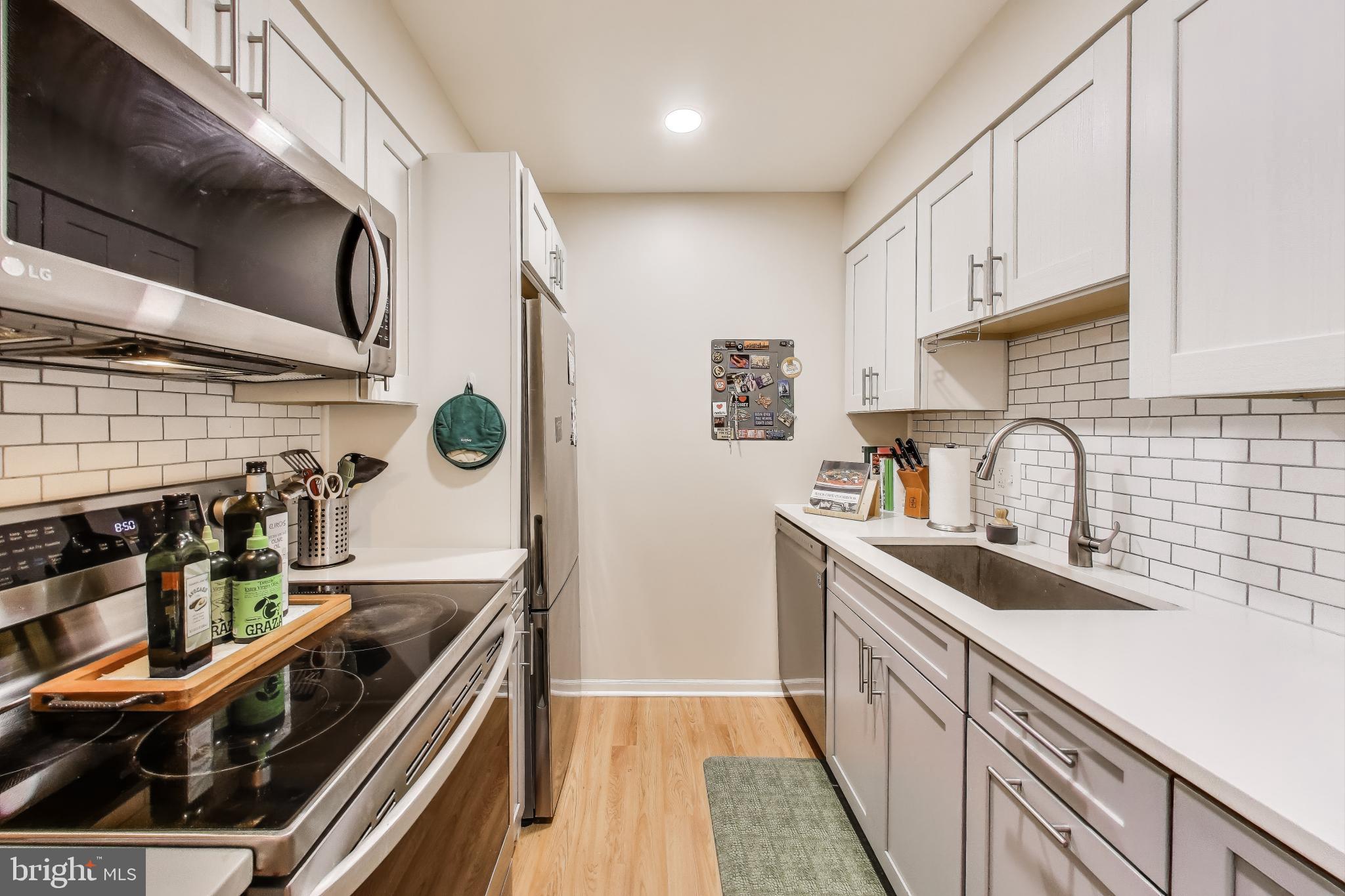 GABLES OF TUCKERMAN - Residential Lease