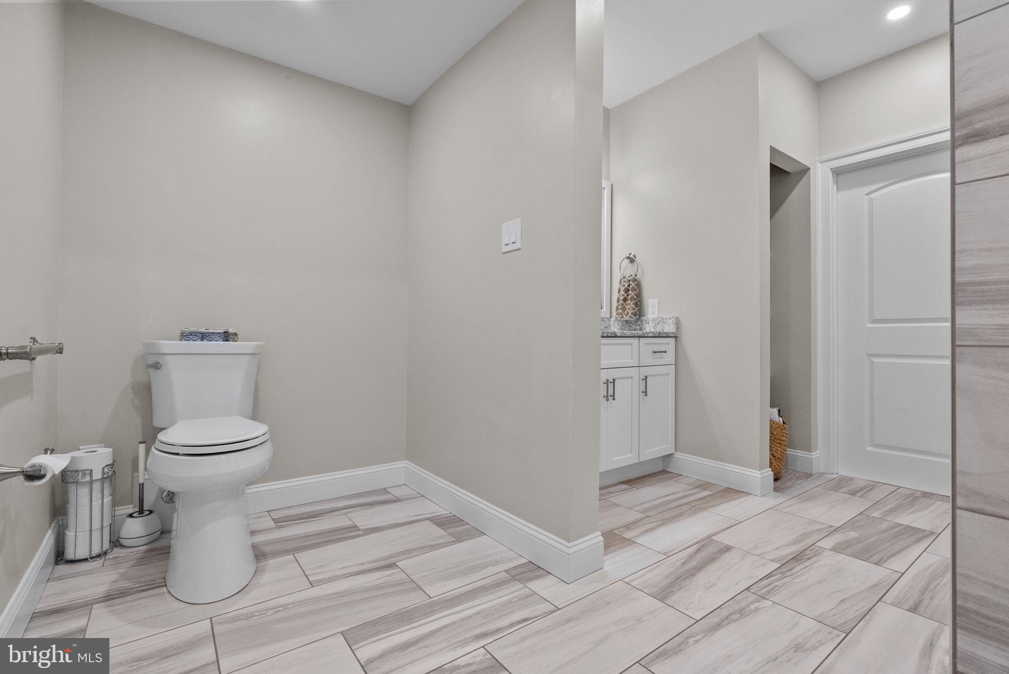 WARRINGTON SPRINGS - Residential