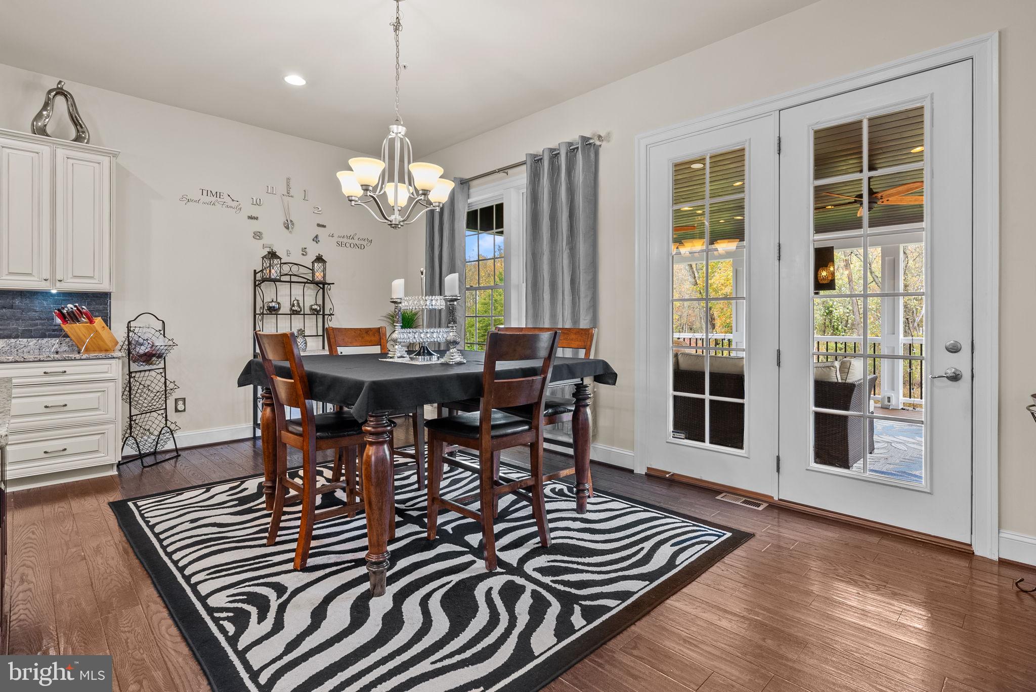 WARRINGTON SPRINGS - Residential