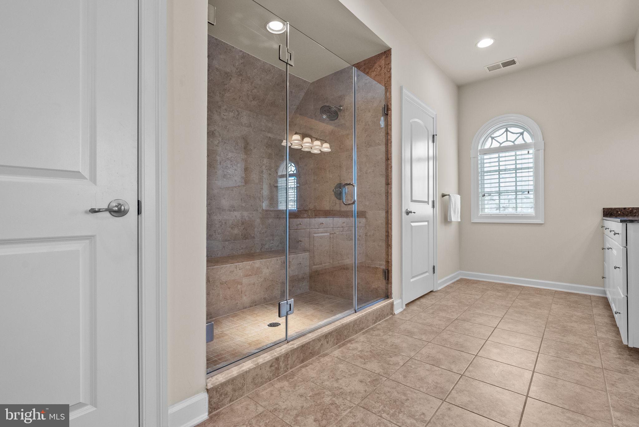 WARRINGTON SPRINGS - Residential