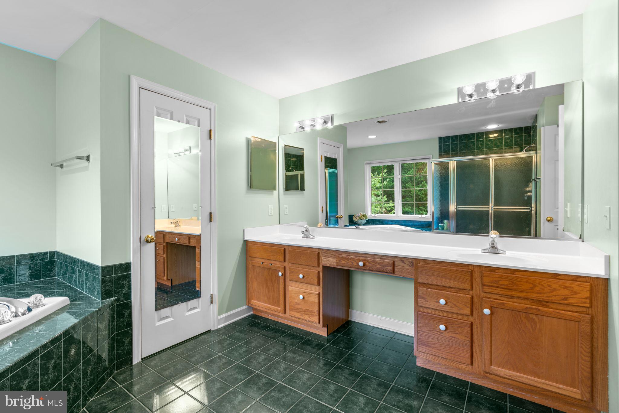 BRITTINGHAM - Residential