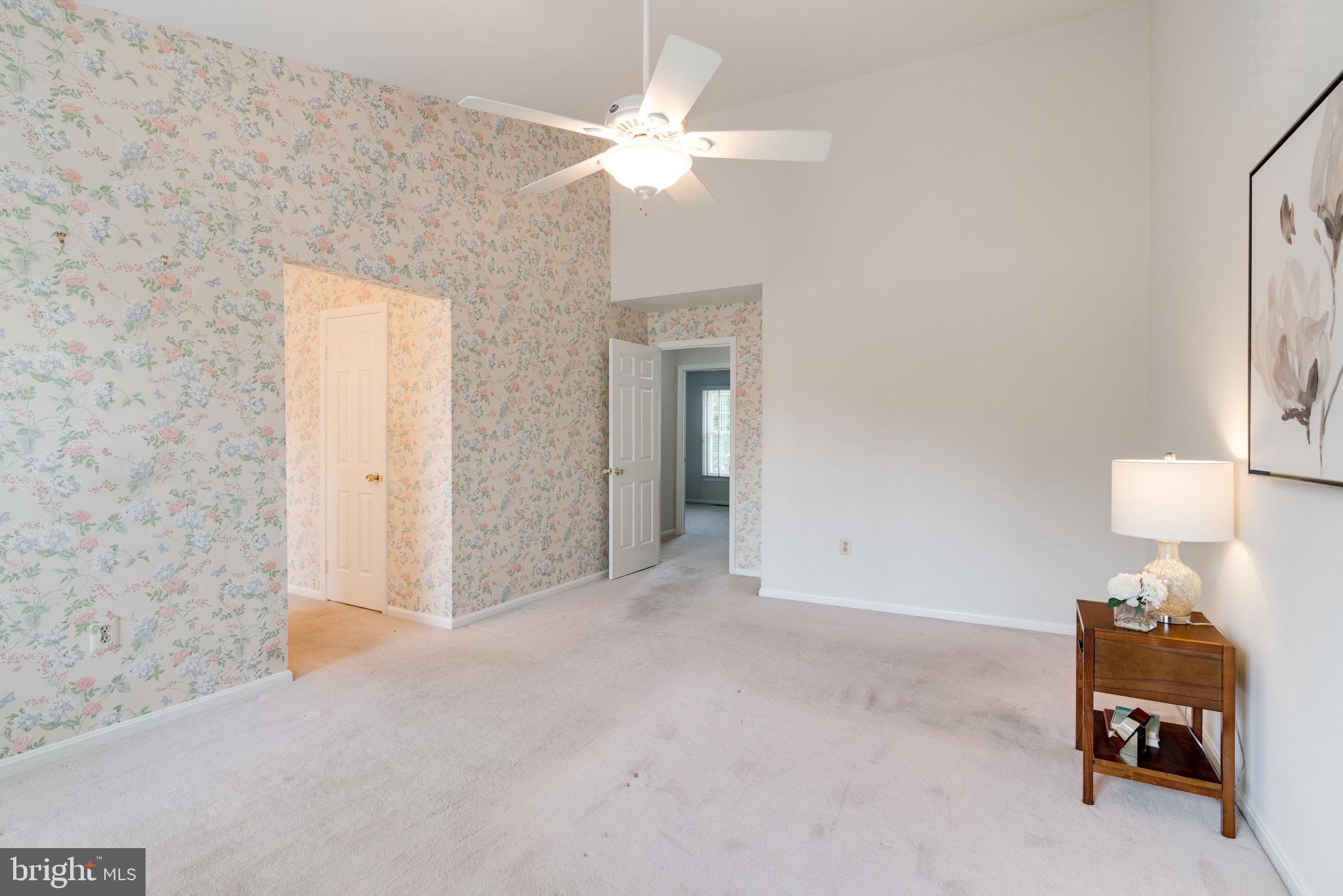 HUNTER VILLAGE - Residential