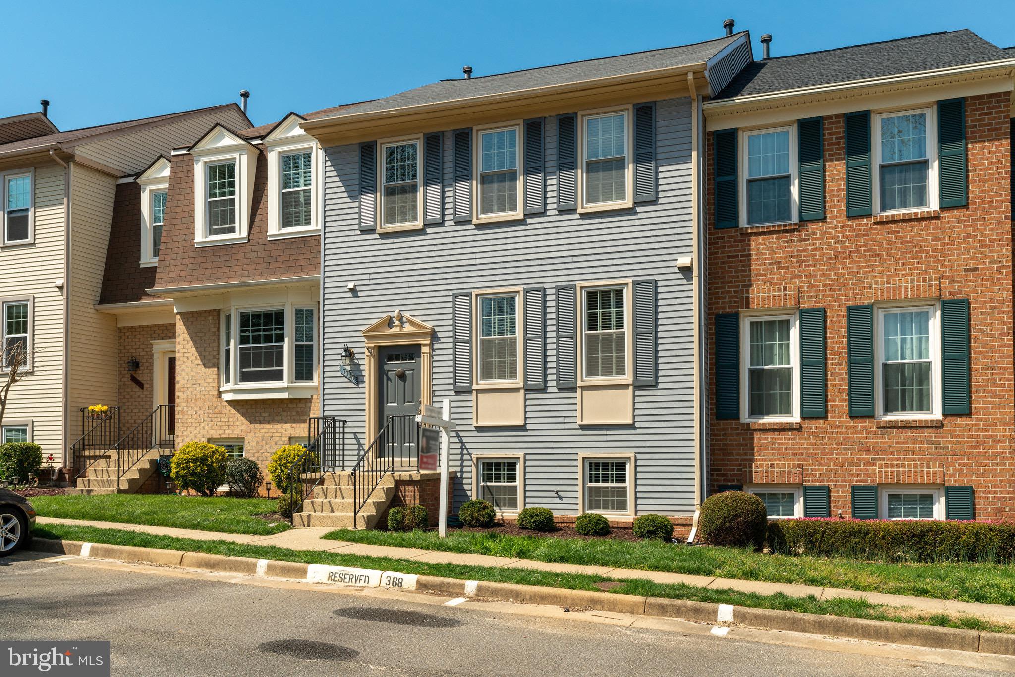 HUNTER VILLAGE - Residential