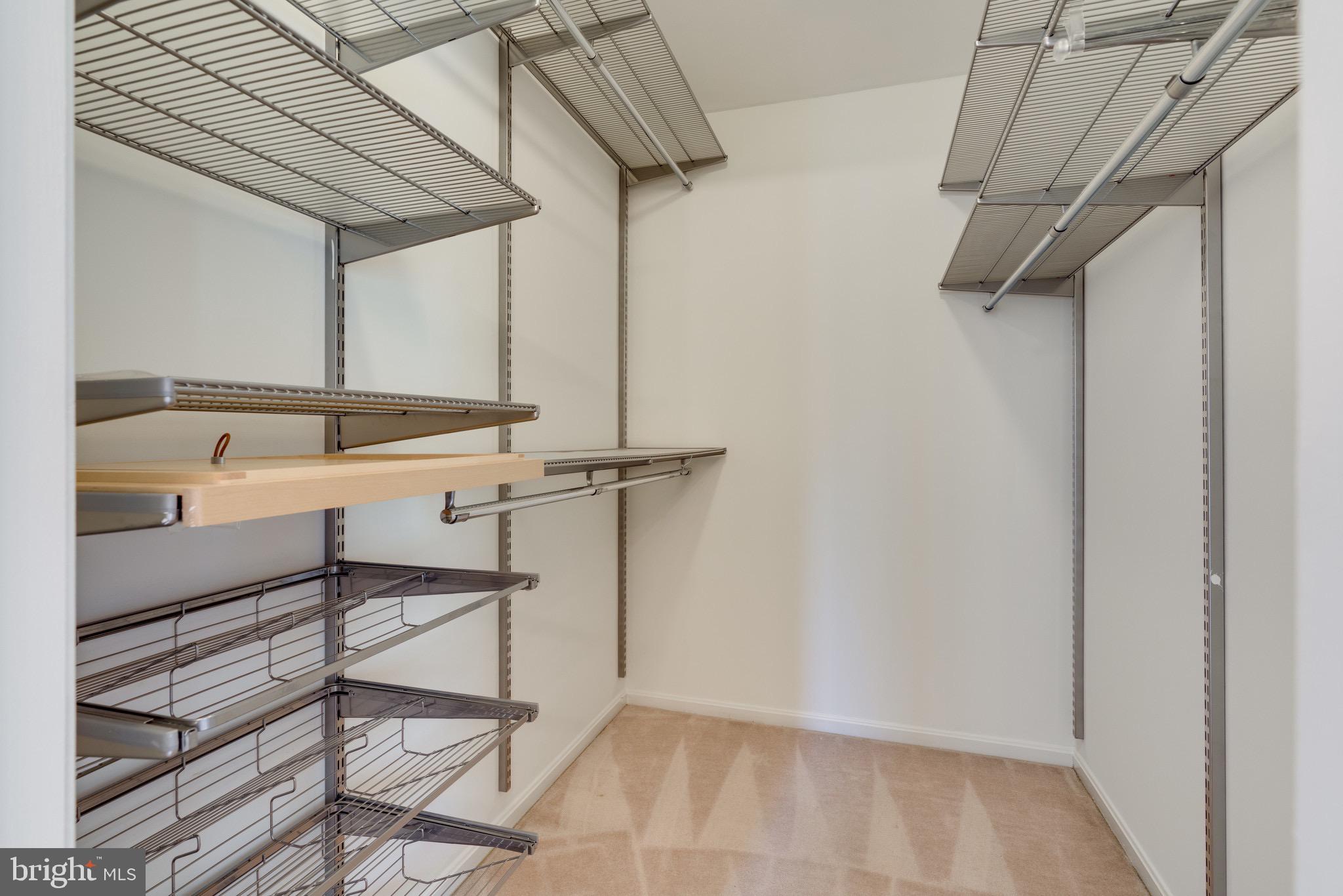 HUNTER VILLAGE - Residential