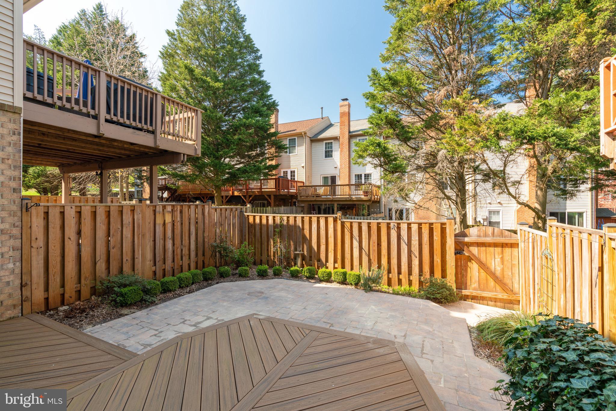 HUNTER VILLAGE - Residential