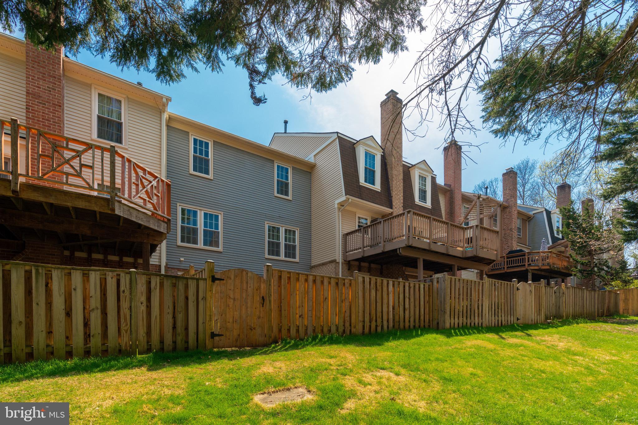 HUNTER VILLAGE - Residential