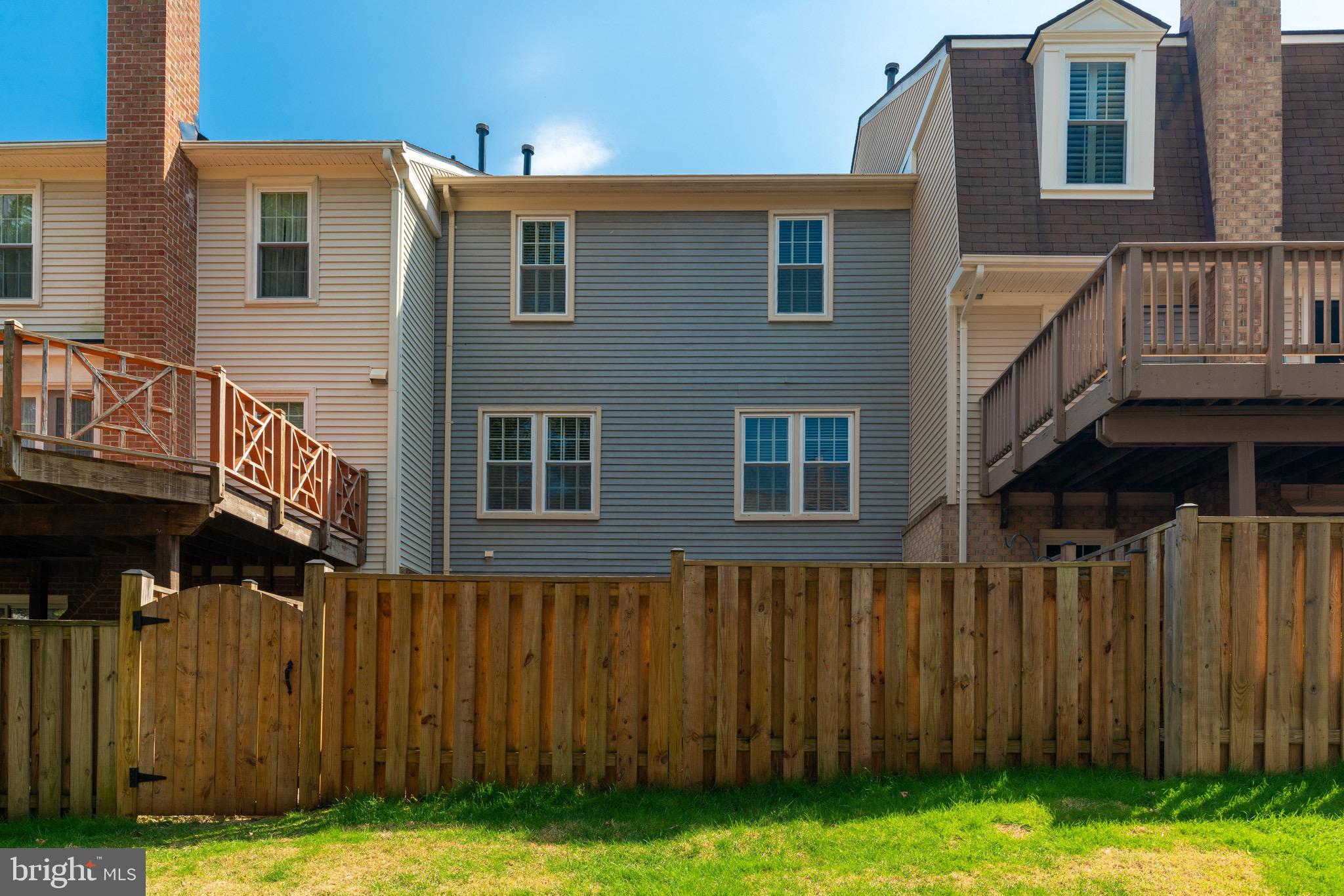 HUNTER VILLAGE - Residential