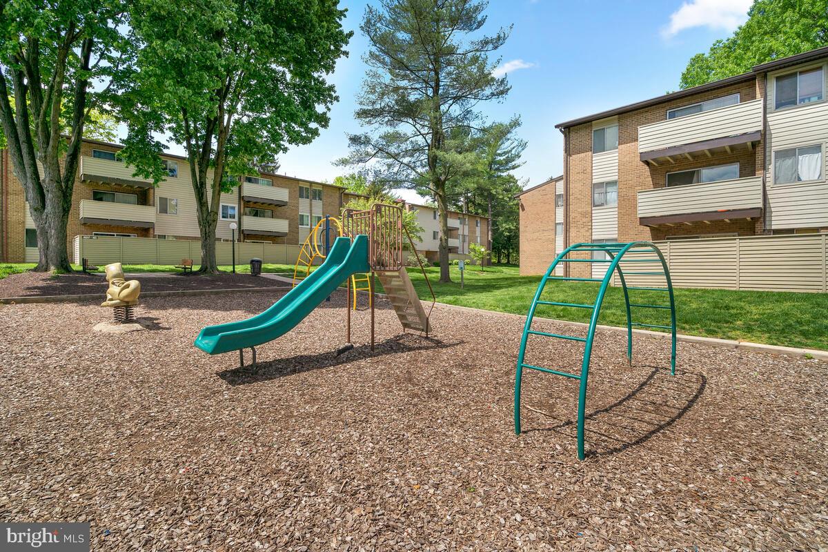 THOMAS CHOICE GARDENS - Residential