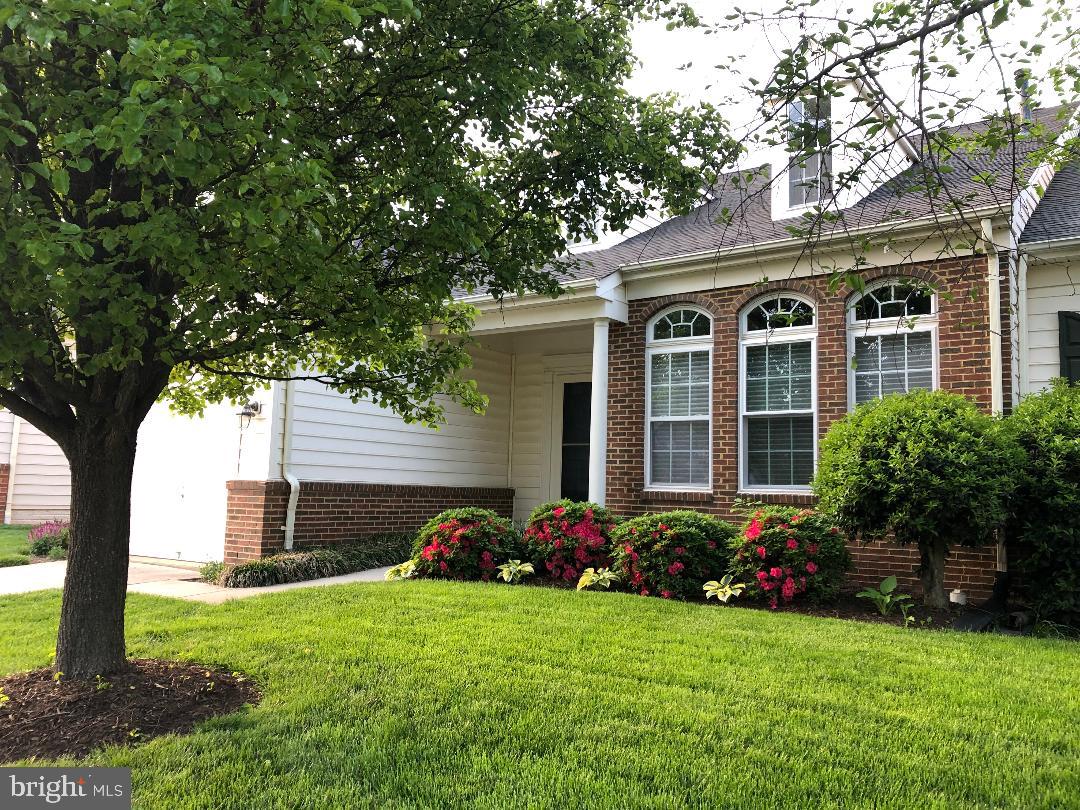 ASHBURN VILLAGE - Residential Lease