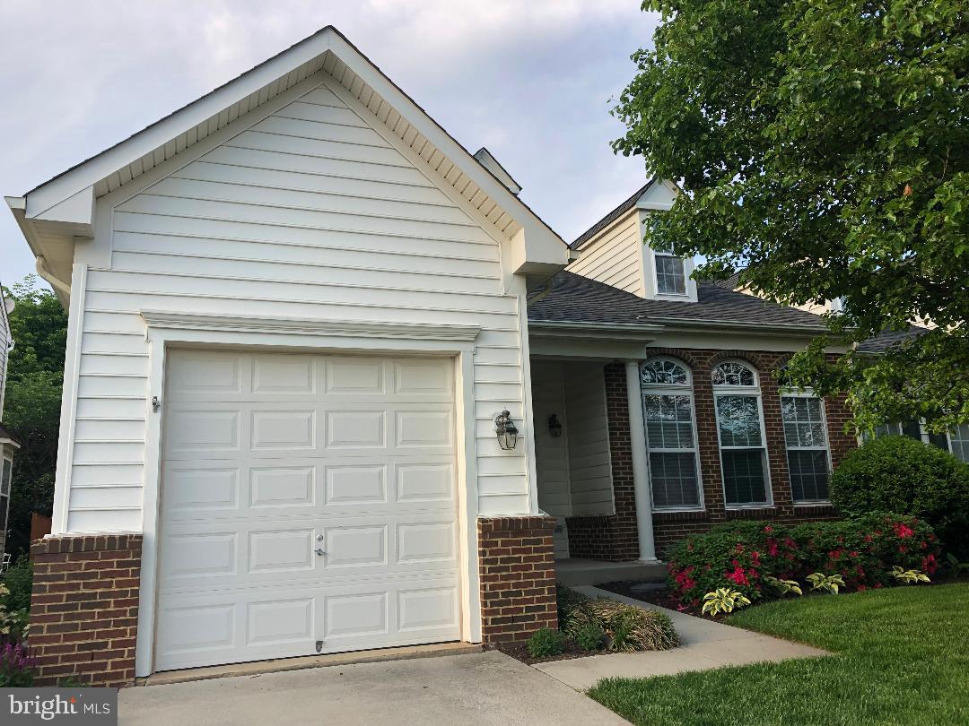 ASHBURN VILLAGE - Residential Lease