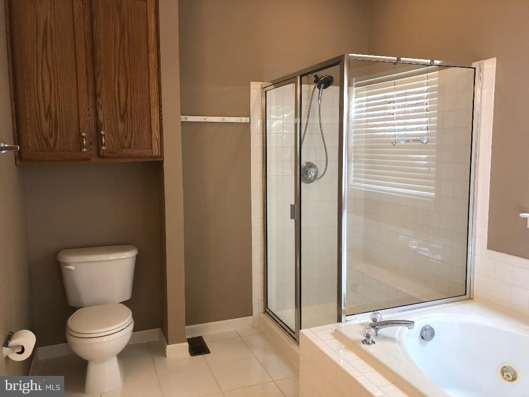 ASHBURN VILLAGE - Residential Lease