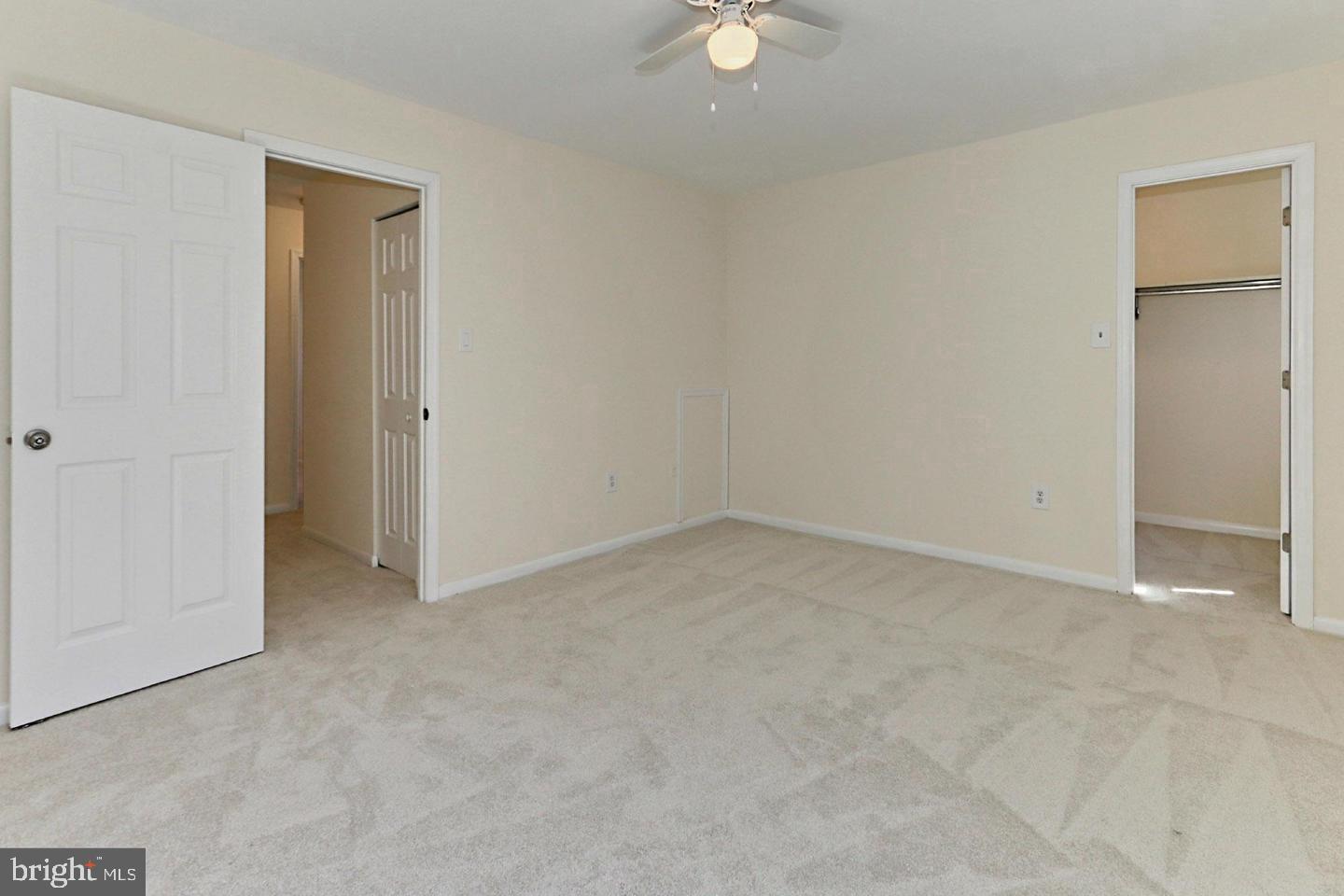 CIRCLE WOODS - Residential Lease