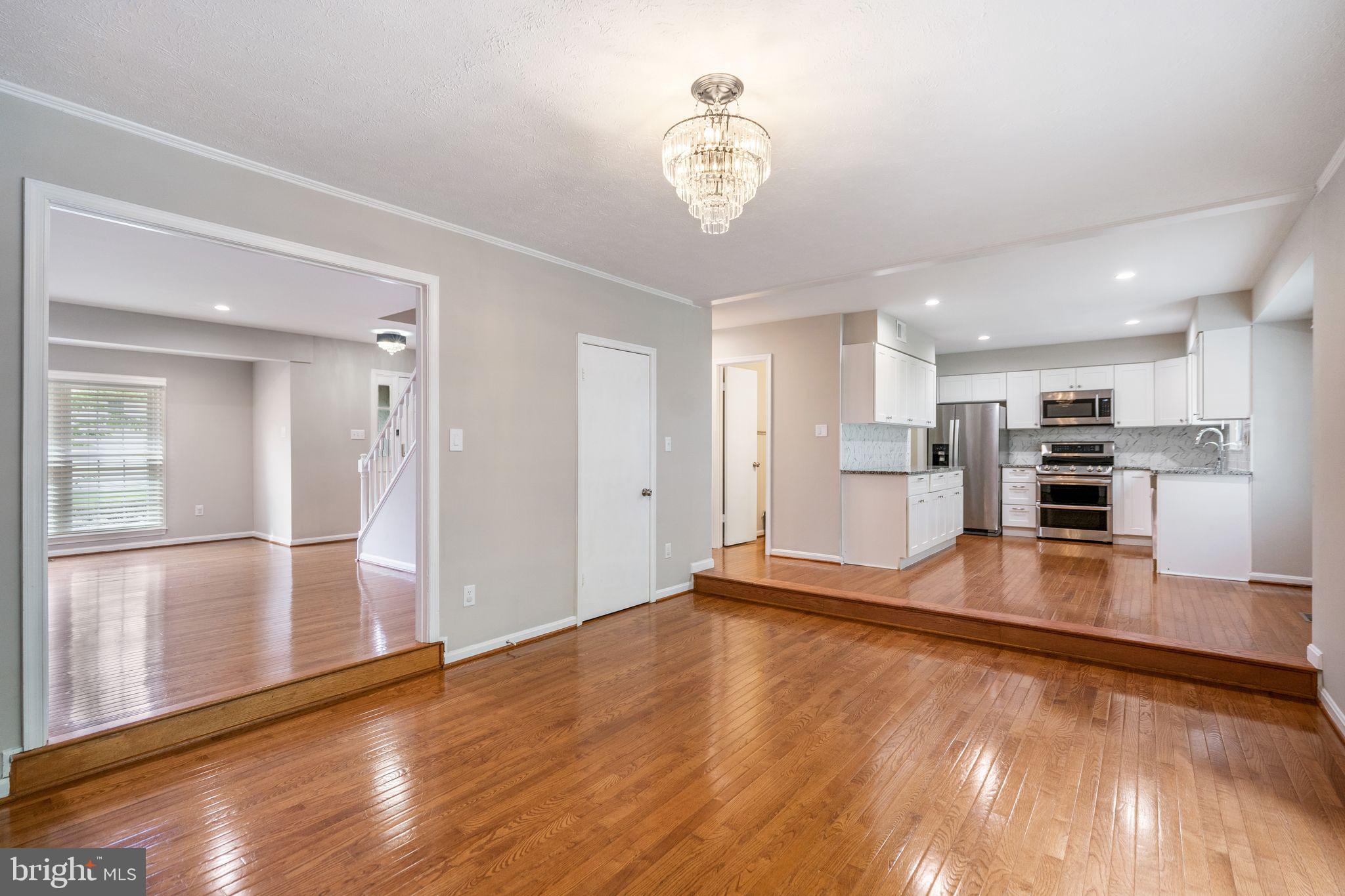 TOWLSTON MEADOWS - Residential Lease