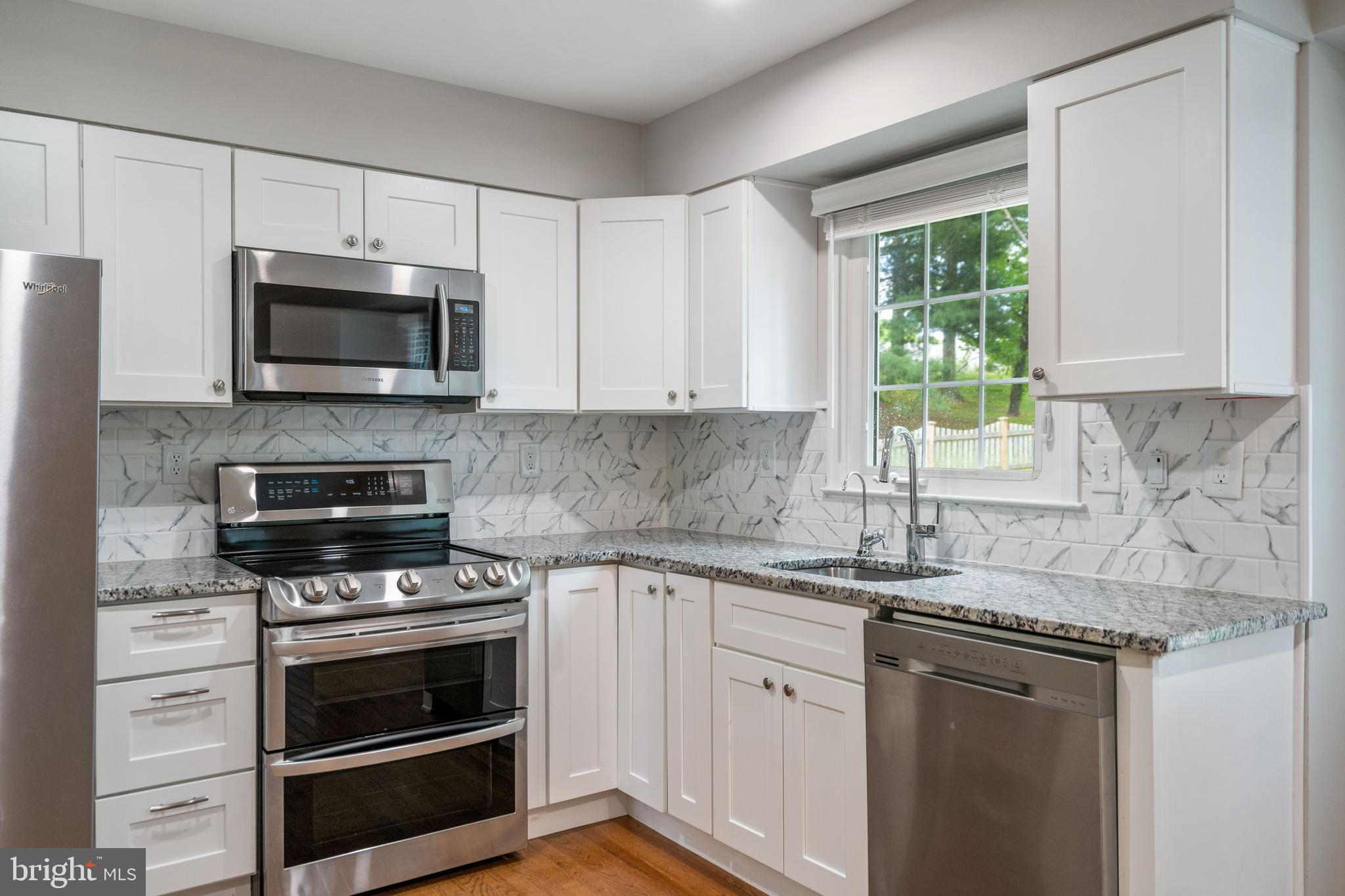 TOWLSTON MEADOWS - Residential Lease