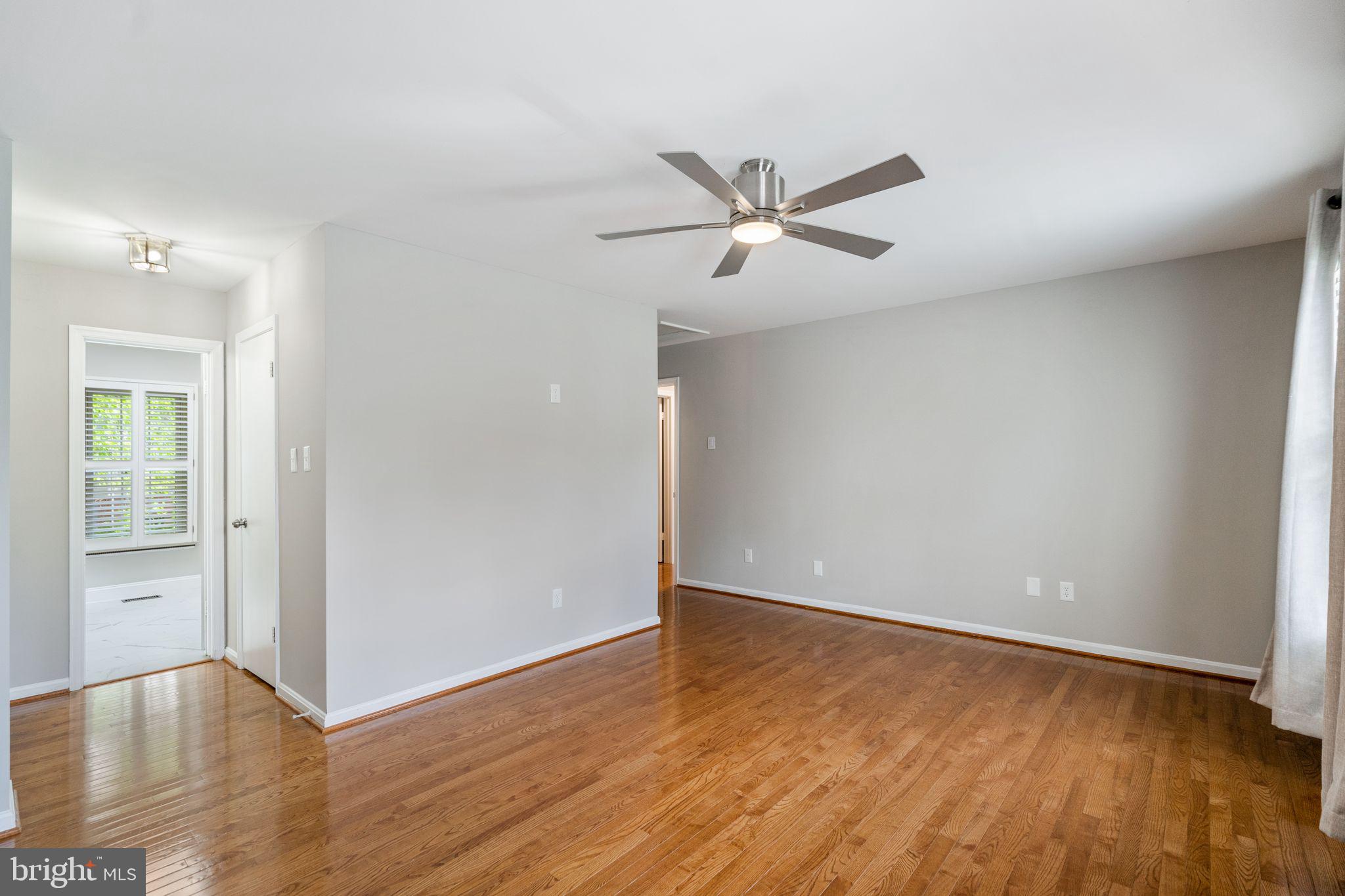 TOWLSTON MEADOWS - Residential Lease