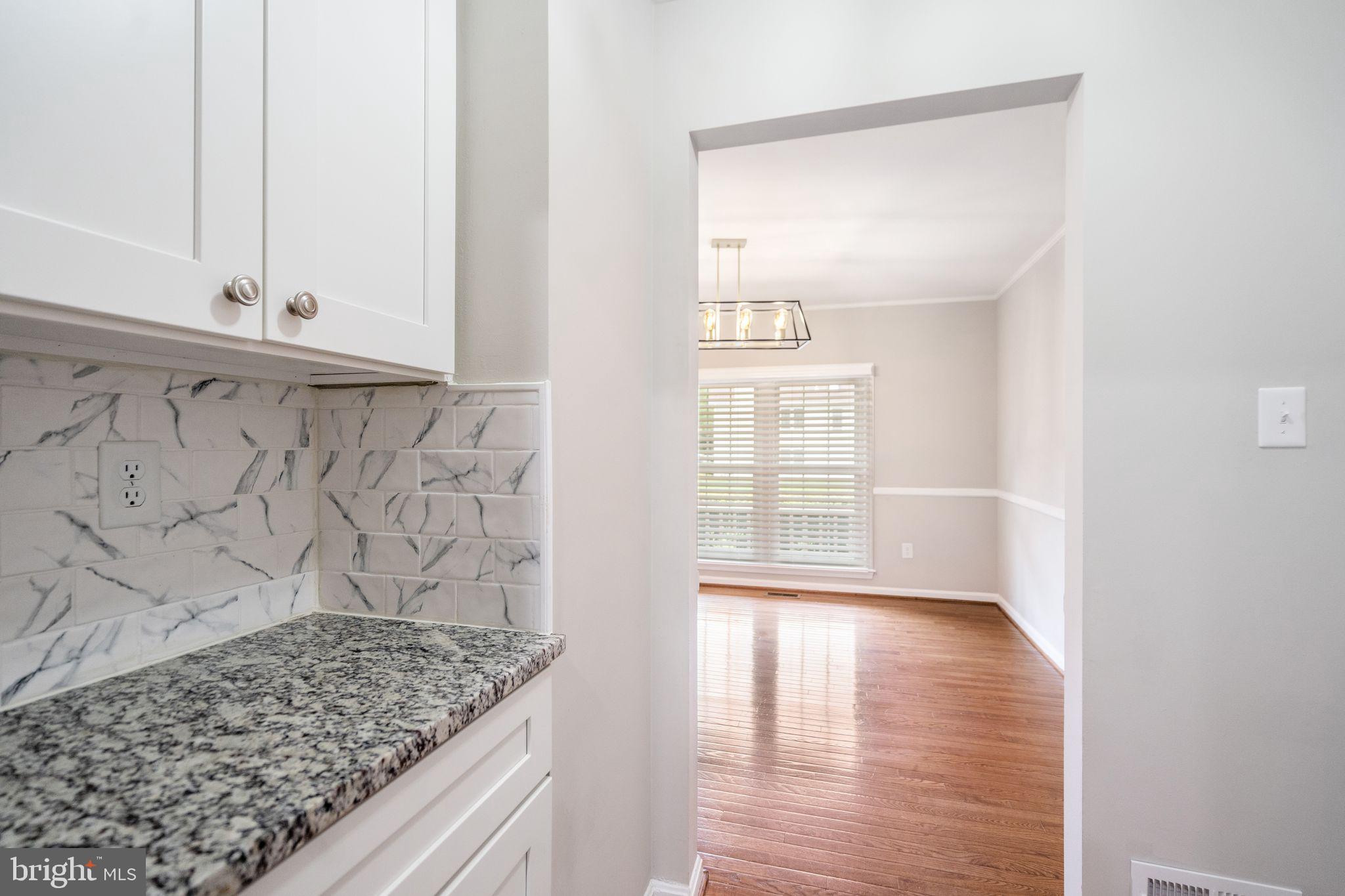 TOWLSTON MEADOWS - Residential Lease