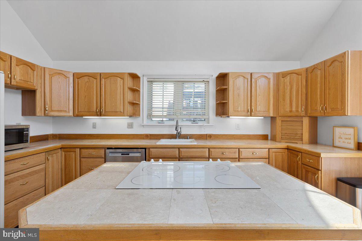 CONNECTICUT AVENUE ESTATES - Residential