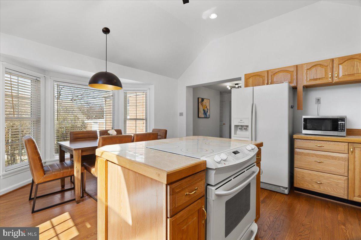 CONNECTICUT AVENUE ESTATES - Residential