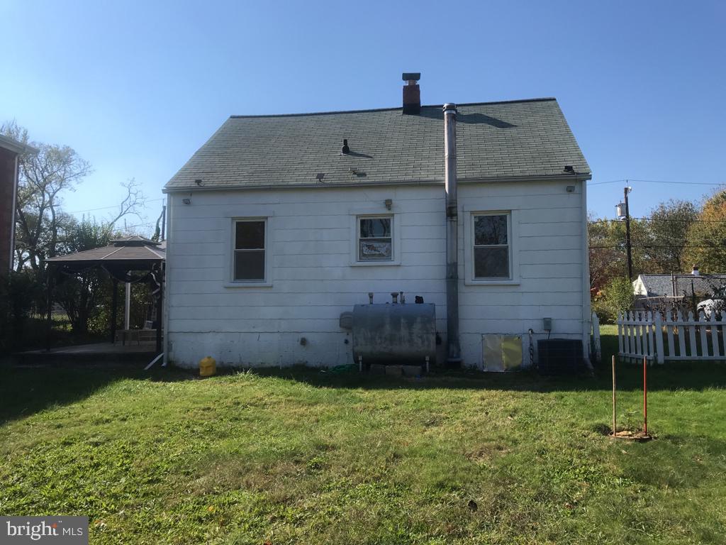 UPPER MORNINGSIDE - Residential Lease