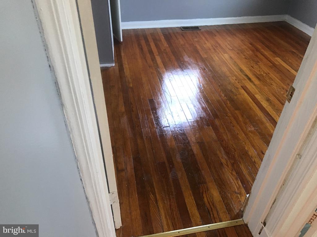 UPPER MORNINGSIDE - Residential Lease