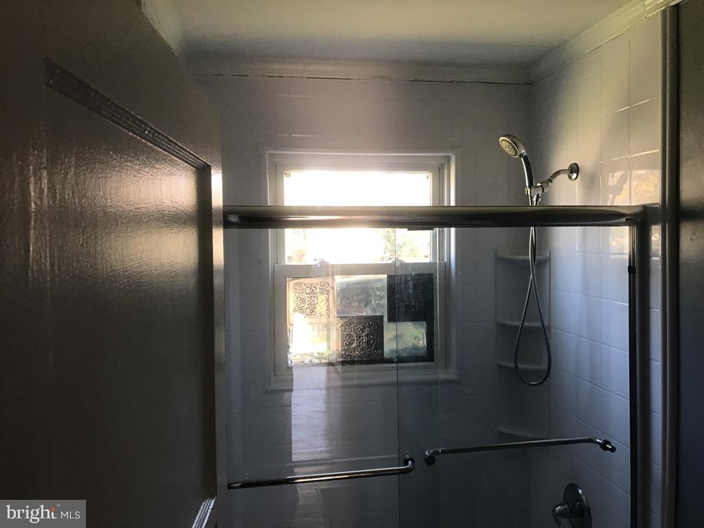 UPPER MORNINGSIDE - Residential Lease