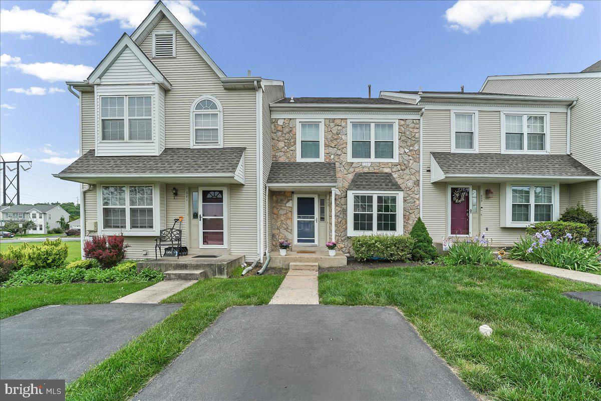 CRANBERRY ESTATES - Residential